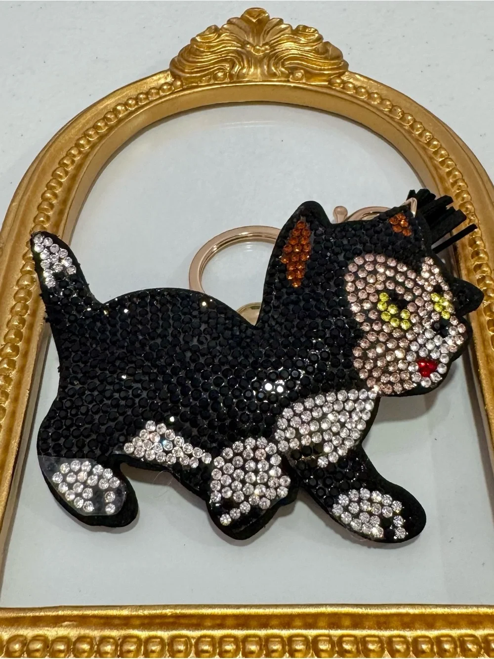 New Crystal Embellished Figaro Cat Keychain